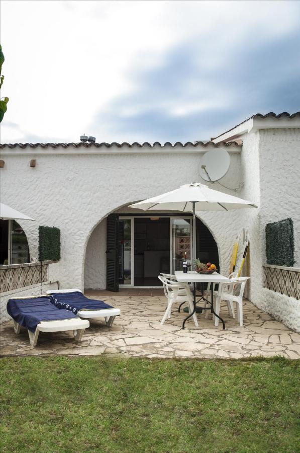 Casas Montgri Villa Empuriabrava Exterior photo